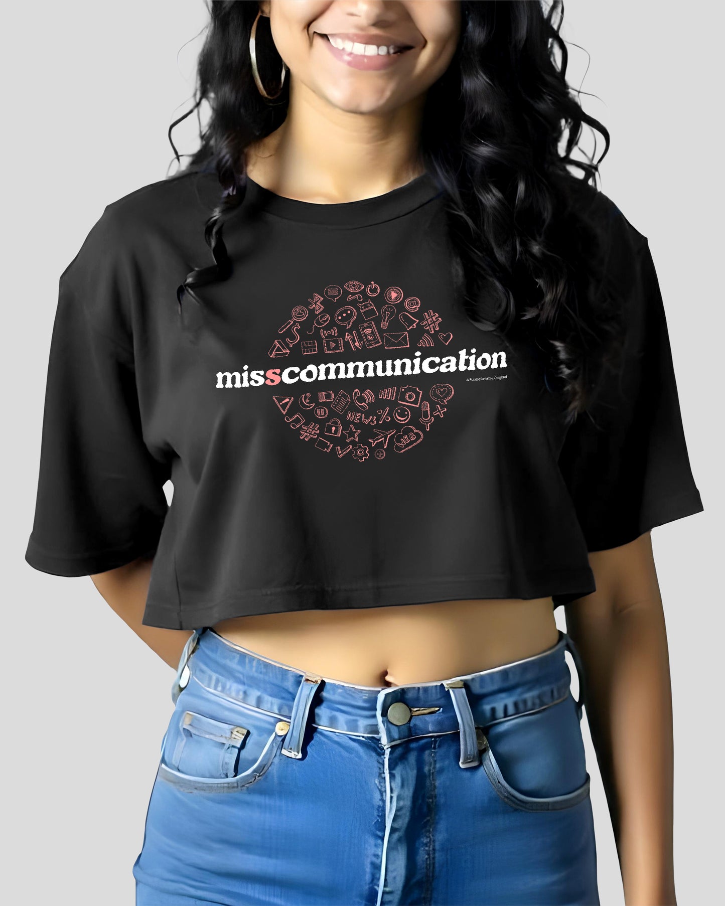 Misscommunication Printed Women's Oversized Cropped Tee